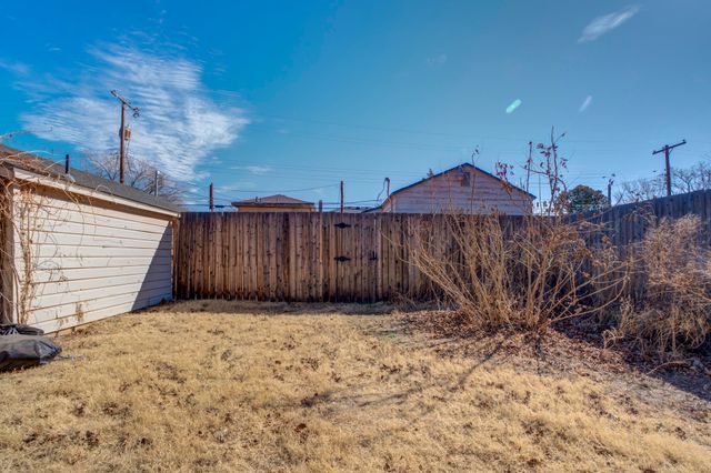 1621 Avenue Y, Lubbock, TX 79401