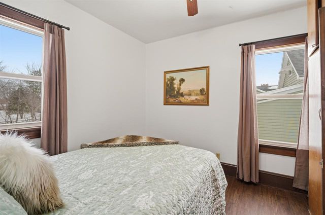 120 E TOBACNOIR STREET, Kaukauna, WI 54130