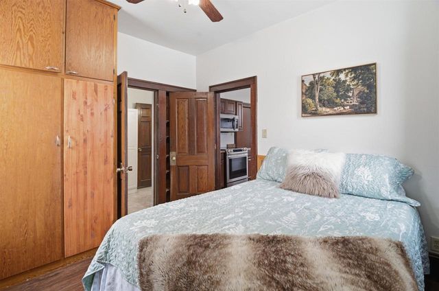 120 E TOBACNOIR STREET, Kaukauna, WI 54130