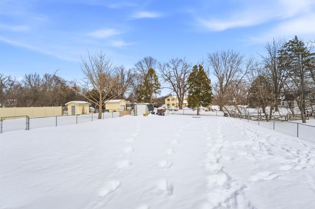 120 E TOBACNOIR STREET, Kaukauna, WI 54130