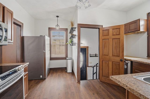 120 E TOBACNOIR STREET, Kaukauna, WI 54130