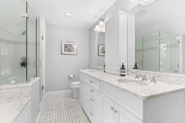 63 Claypit Hill Rd, Wayland, MA 01778