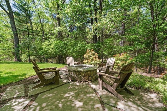 63 Claypit Hill Rd, Wayland, MA 01778