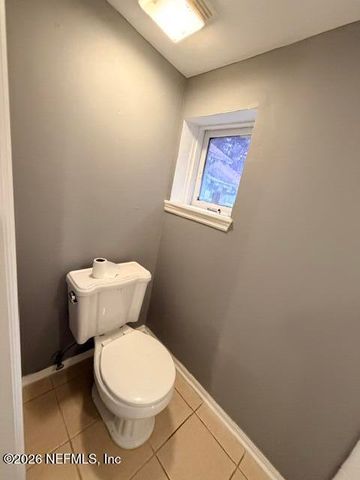 7216 OAKWOOD Drive, Jacksonville, FL 32211