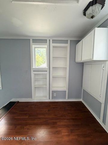 7216 OAKWOOD Drive, Jacksonville, FL 32211