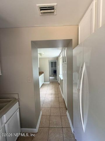 7216 OAKWOOD Drive, Jacksonville, FL 32211