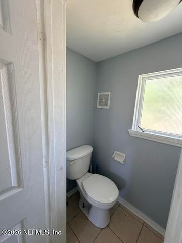 7216 OAKWOOD Drive, Jacksonville, FL 32211