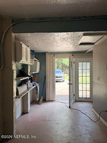 7216 OAKWOOD Drive, Jacksonville, FL 32211