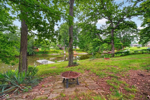 5587 Paradise Court, Martinsville, IN 46151
