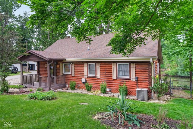 5587 Paradise Court, Martinsville, IN 46151