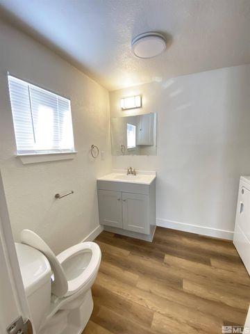 1213 H Street, Sparks, NV 89431
