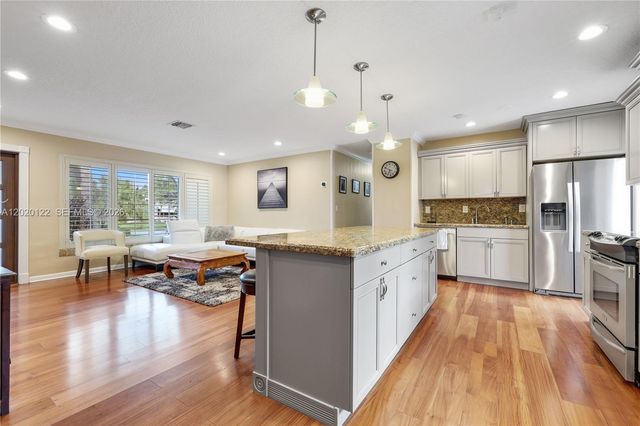 1311 NE 26th Ter, Pompano Beach, FL 33062