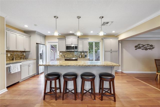 1311 NE 26th Ter, Pompano Beach, FL 33062