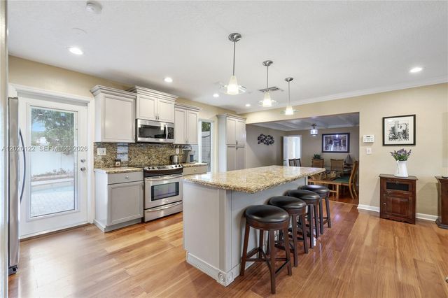 1311 NE 26th Ter, Pompano Beach, FL 33062