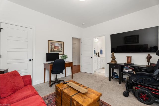 1003 Beechcrest Drive, Kernersville, NC 27284