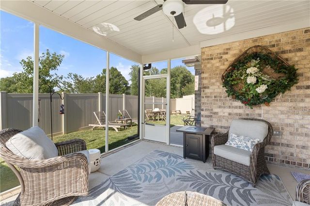 1003 Beechcrest Drive, Kernersville, NC 27284