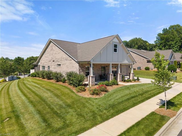 1003 Beechcrest Drive, Kernersville, NC 27284