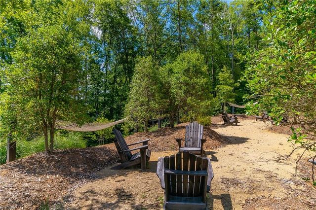 1003 Beechcrest Drive, Kernersville, NC 27284