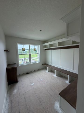499 NE 9th Street, Polk City, IA 50226