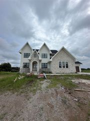 499 NE 9th Street, Polk City, IA 50226