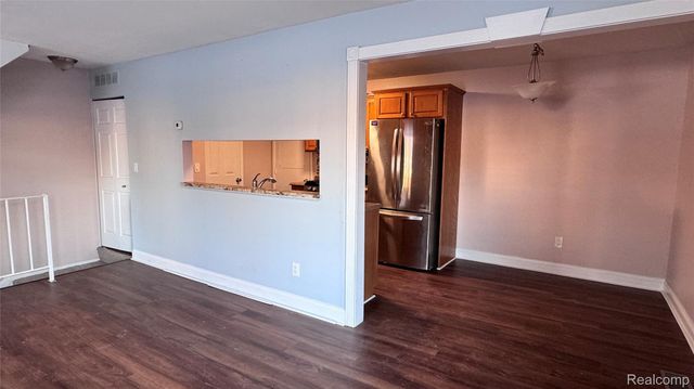 23647 Stonehenge Boulevard, Novi, MI 48375