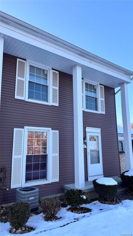 23647 Stonehenge Boulevard, Novi, MI 48375