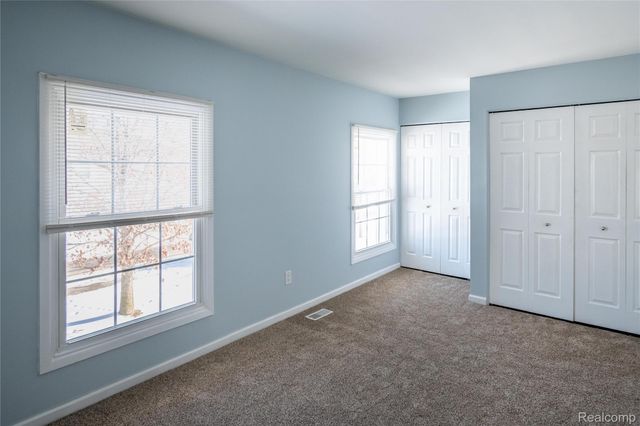 23647 Stonehenge Boulevard, Novi, MI 48375