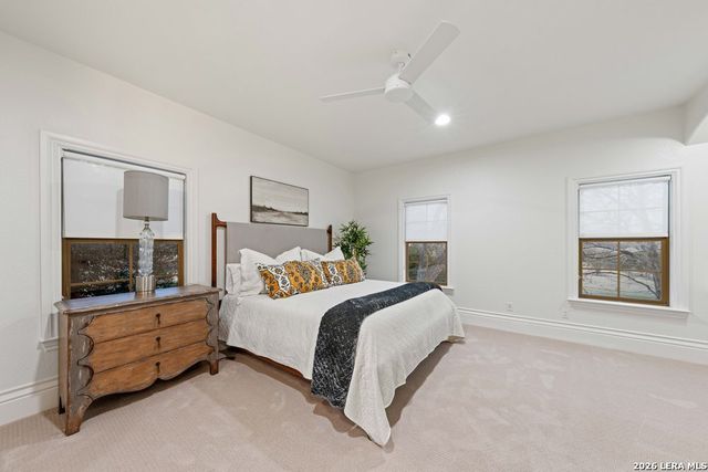 407 Burr Rd, Terrell Hills, TX 78209