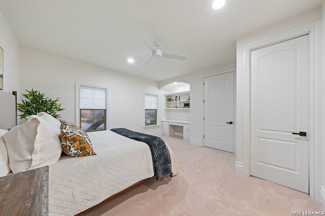 407 Burr Rd, Terrell Hills, TX 78209