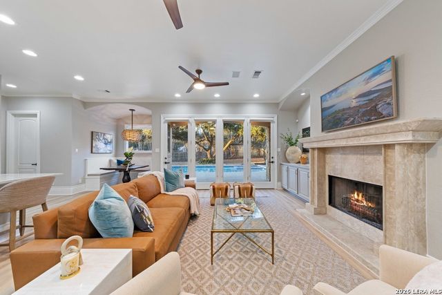 407 Burr Rd, Terrell Hills, TX 78209