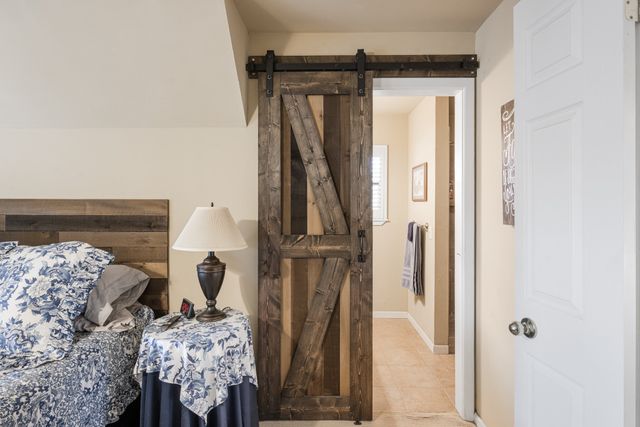 190 Deerwood Circle, Streetman, TX 75859