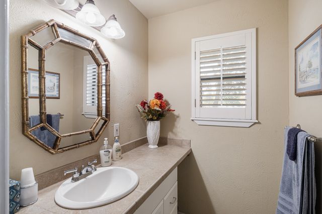 190 Deerwood Circle, Streetman, TX 75859