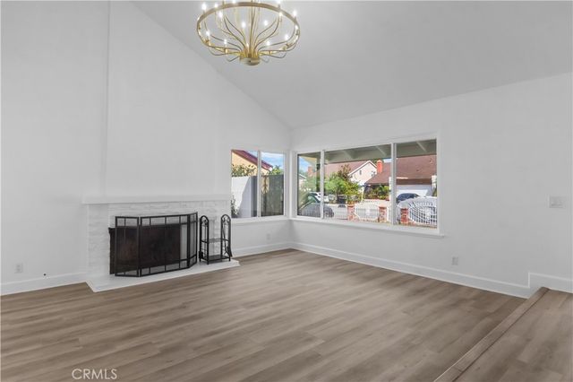 2122 W Chalet, Anaheim, CA 92804