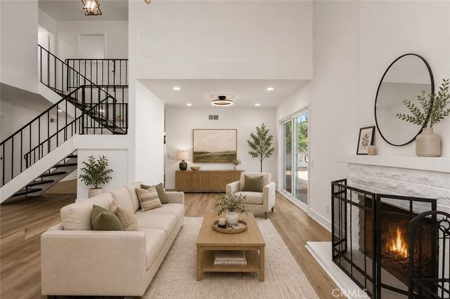2122 W Chalet, Anaheim, CA 92804