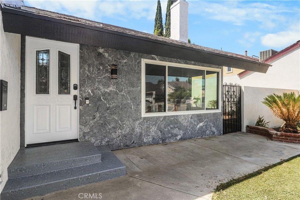 2122 W Chalet, Anaheim, CA 92804 — photo 3