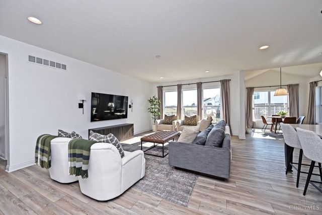 9582 Opal Lane, West Chester, OH 45241