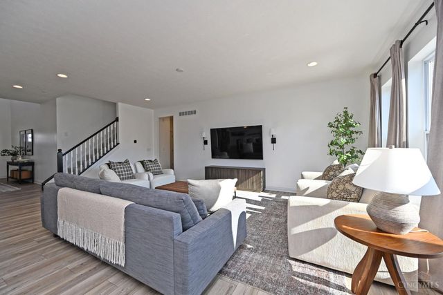 9582 Opal Lane, West Chester, OH 45241