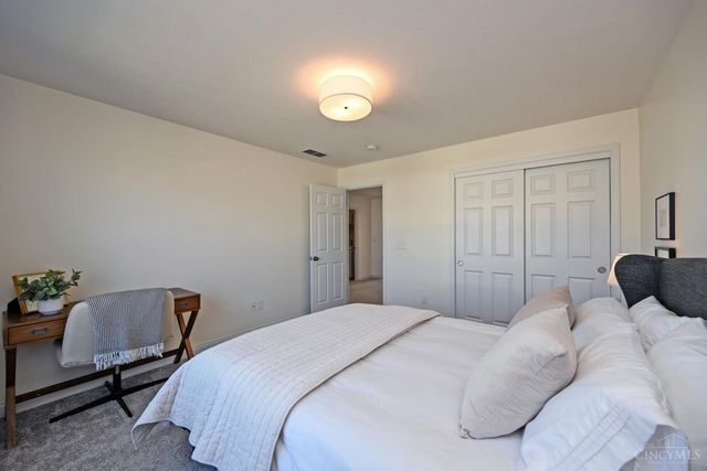 9582 Opal Lane, West Chester, OH 45241