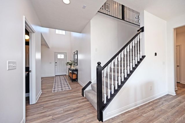 9582 Opal Lane, West Chester, OH 45241