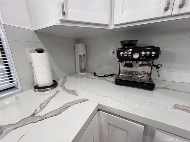 7 Swift Court 210, Newport Beach, CA 92663