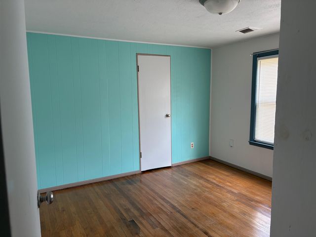 601 S Richmond Ave, Wichita, KS 67213
