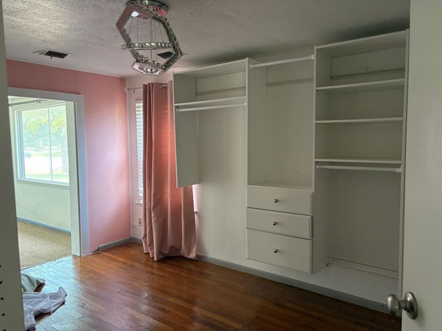 601 S Richmond Ave, Wichita, KS 67213