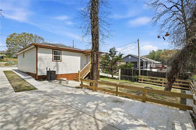 1068 Mill Street SE, Gainesville, GA 30501