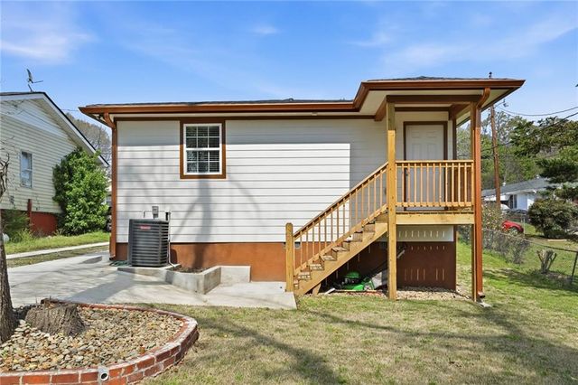 1068 Mill Street SE, Gainesville, GA 30501