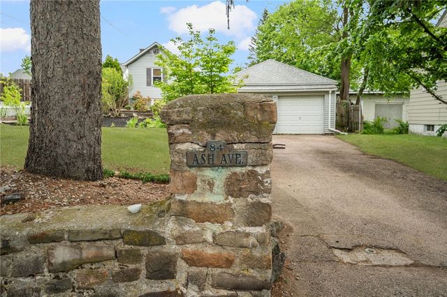 84 Ash Avenue, Cranston, RI 02910