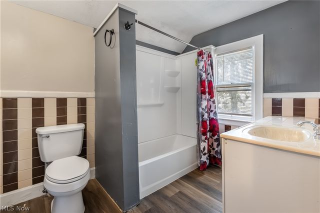 4303 Birchwood Avenue, Ashtabula, OH 44004