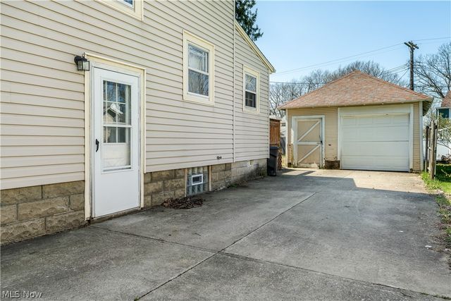 4303 Birchwood Avenue, Ashtabula, OH 44004