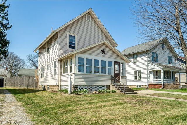 4303 Birchwood Avenue, Ashtabula, OH 44004