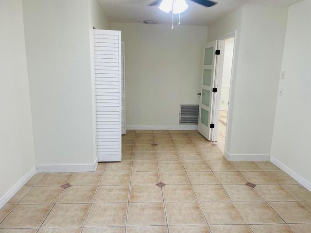 5318 Garden Hills Circle 39-A, West Palm Beach, FL 33415