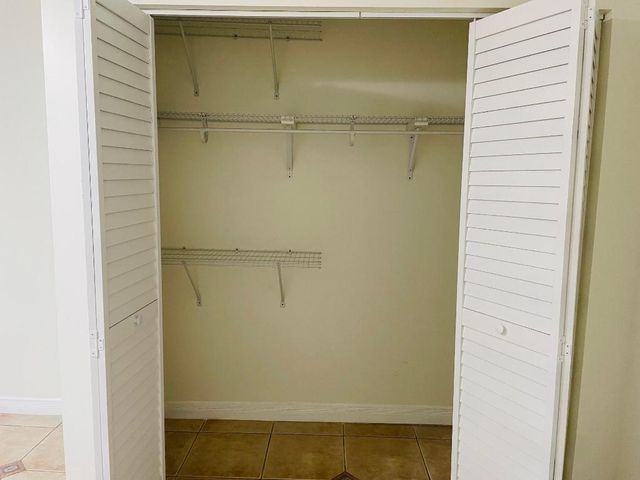 5318 Garden Hills Circle 39-A, West Palm Beach, FL 33415